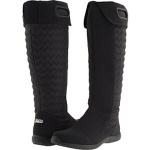 Patagonia FIONA Long Insulated Boots Women’s 9.5 Excellent condition